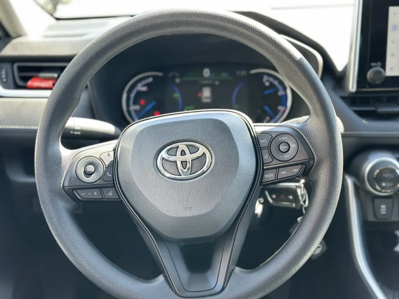 Toyota RAV 4 снимка Toyota RAV 4