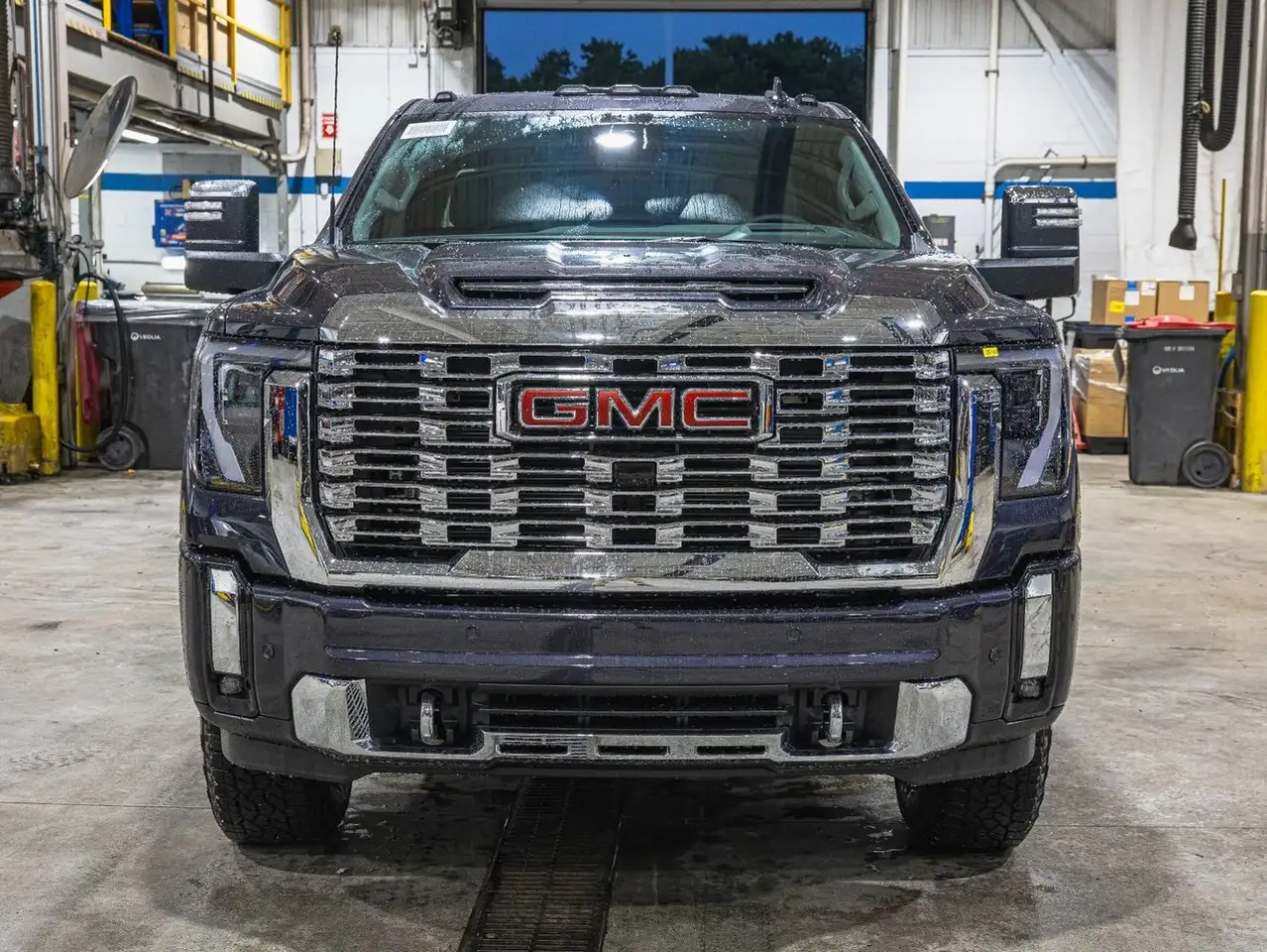 GMC Sierra 2500HD снимка GMC Sierra 2500HD