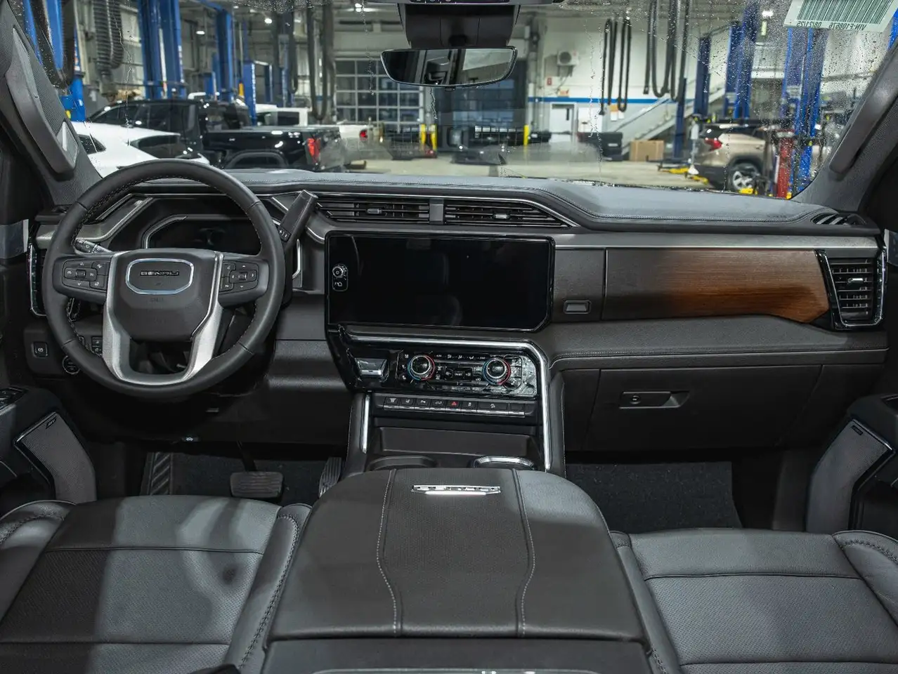 GMC Sierra 2500HD снимка GMC Sierra 2500HD