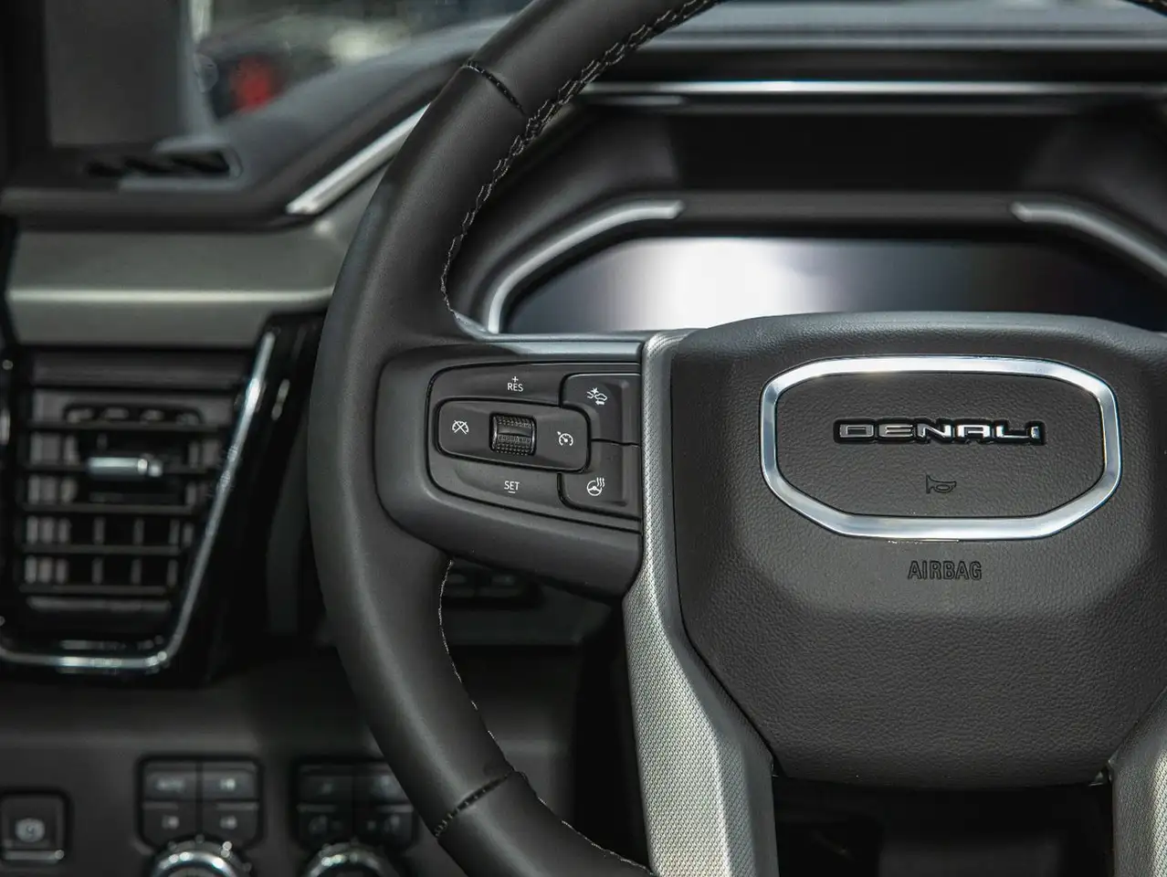 GMC Sierra 2500HD снимка GMC Sierra 2500HD