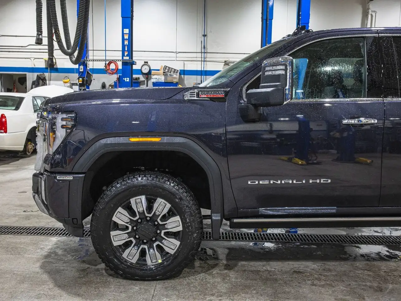 GMC Sierra 2500HD снимка GMC Sierra 2500HD