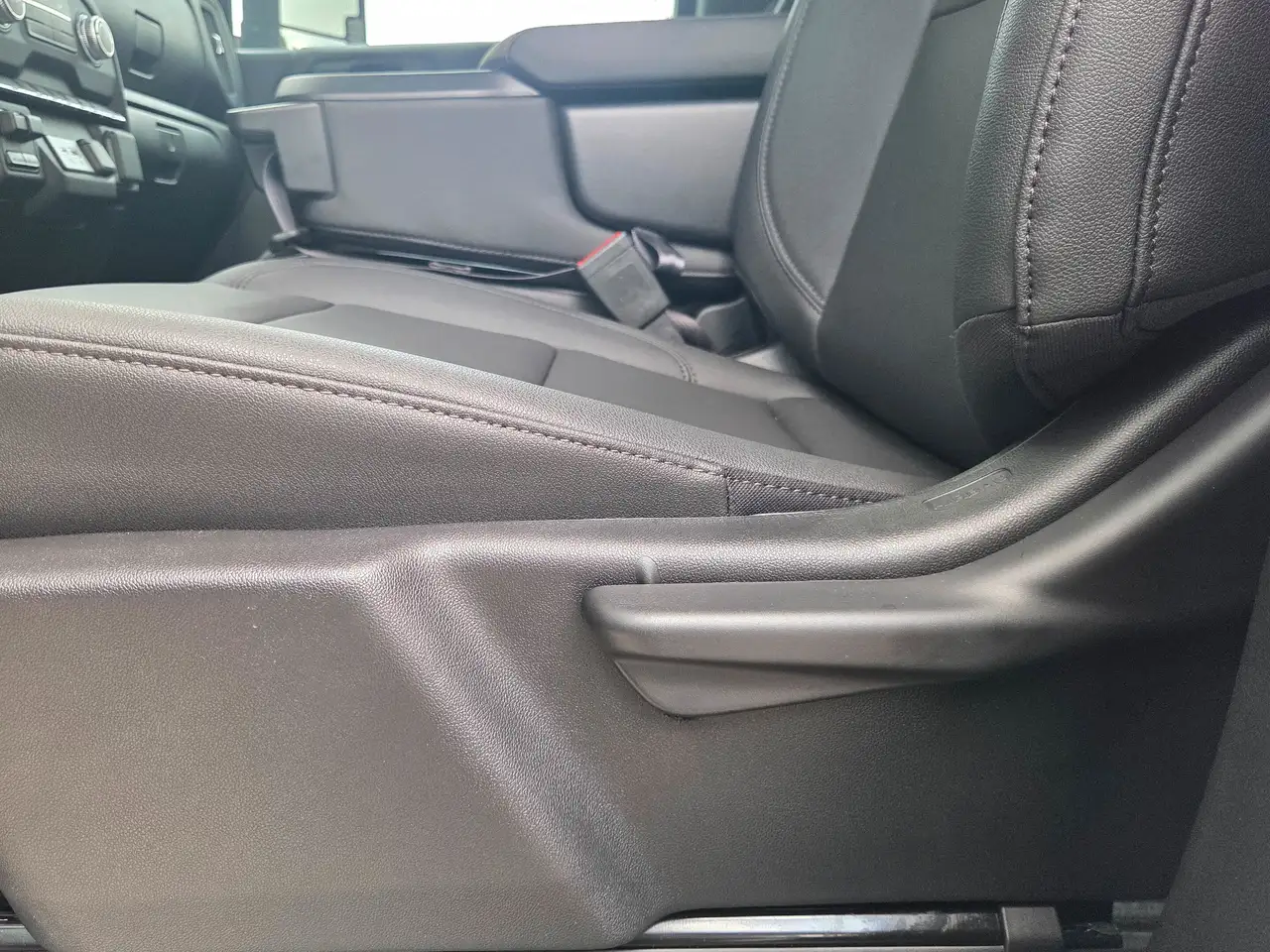 GMC Sierra 2500HD снимка GMC Sierra 2500HD