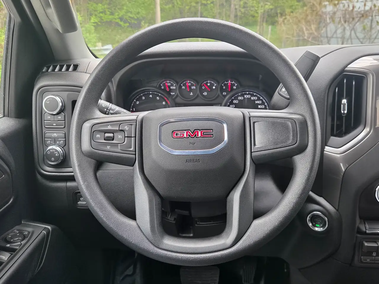 GMC Sierra 2500HD снимка GMC Sierra 2500HD