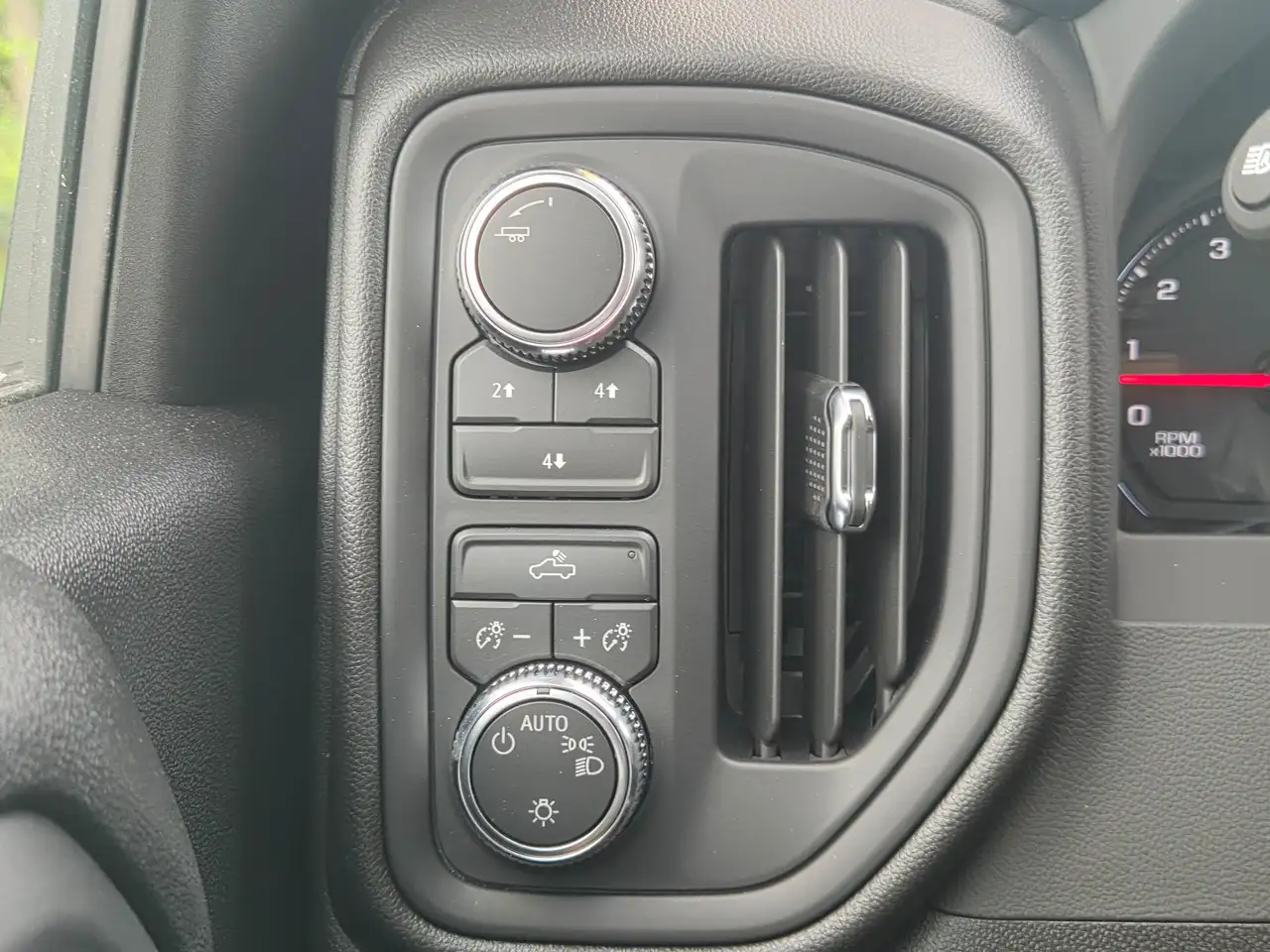 GMC Sierra 2500HD снимка GMC Sierra 2500HD