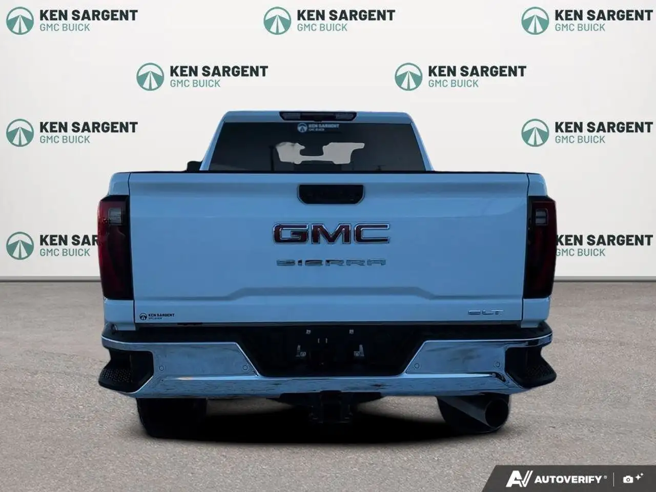 GMC Sierra 2500HD снимка GMC Sierra 2500HD