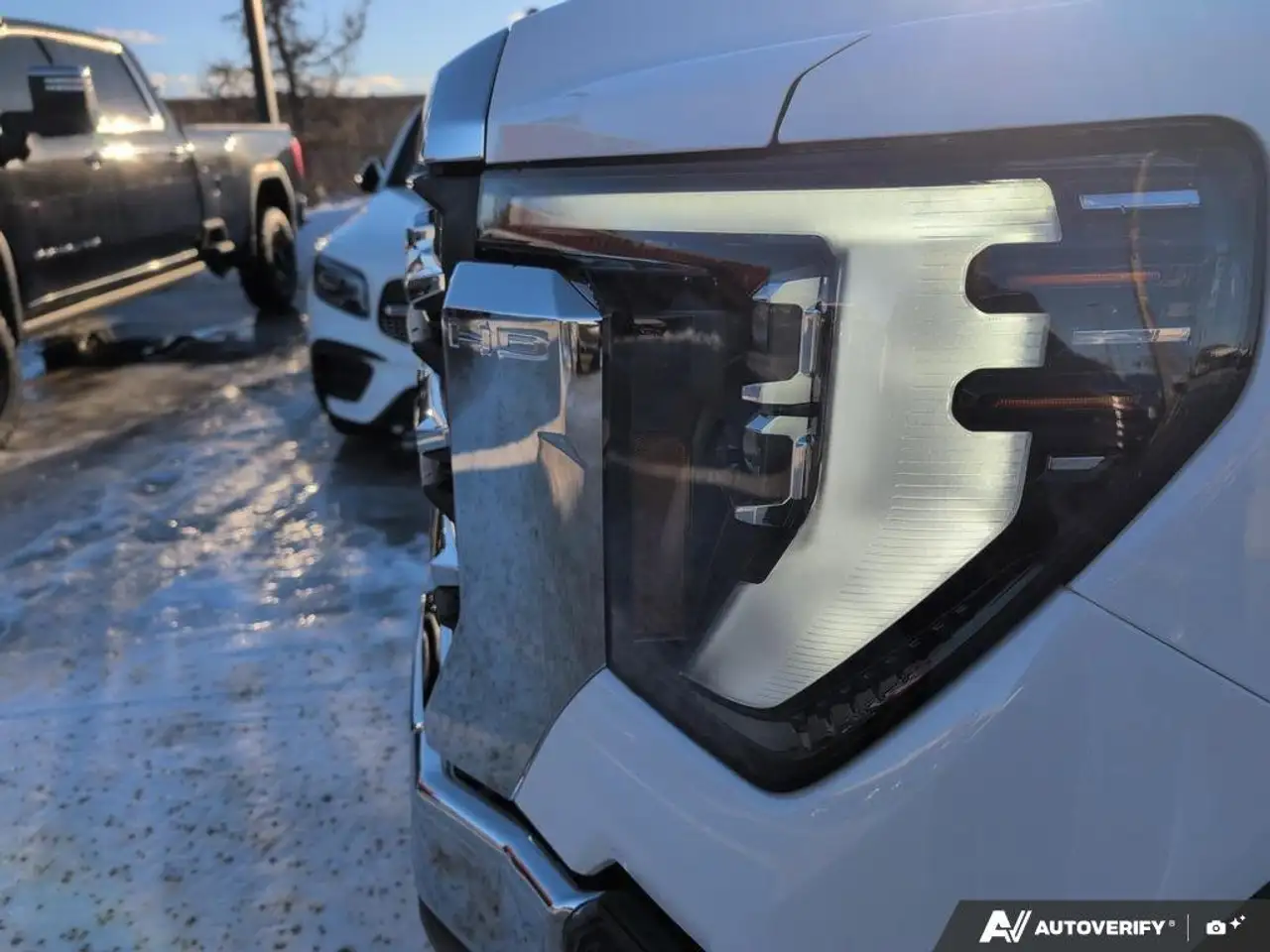 GMC Sierra 2500HD снимка GMC Sierra 2500HD