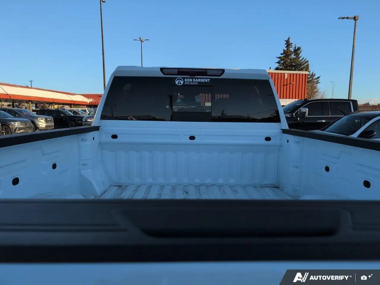 GMC Sierra 2500HD снимка GMC Sierra 2500HD