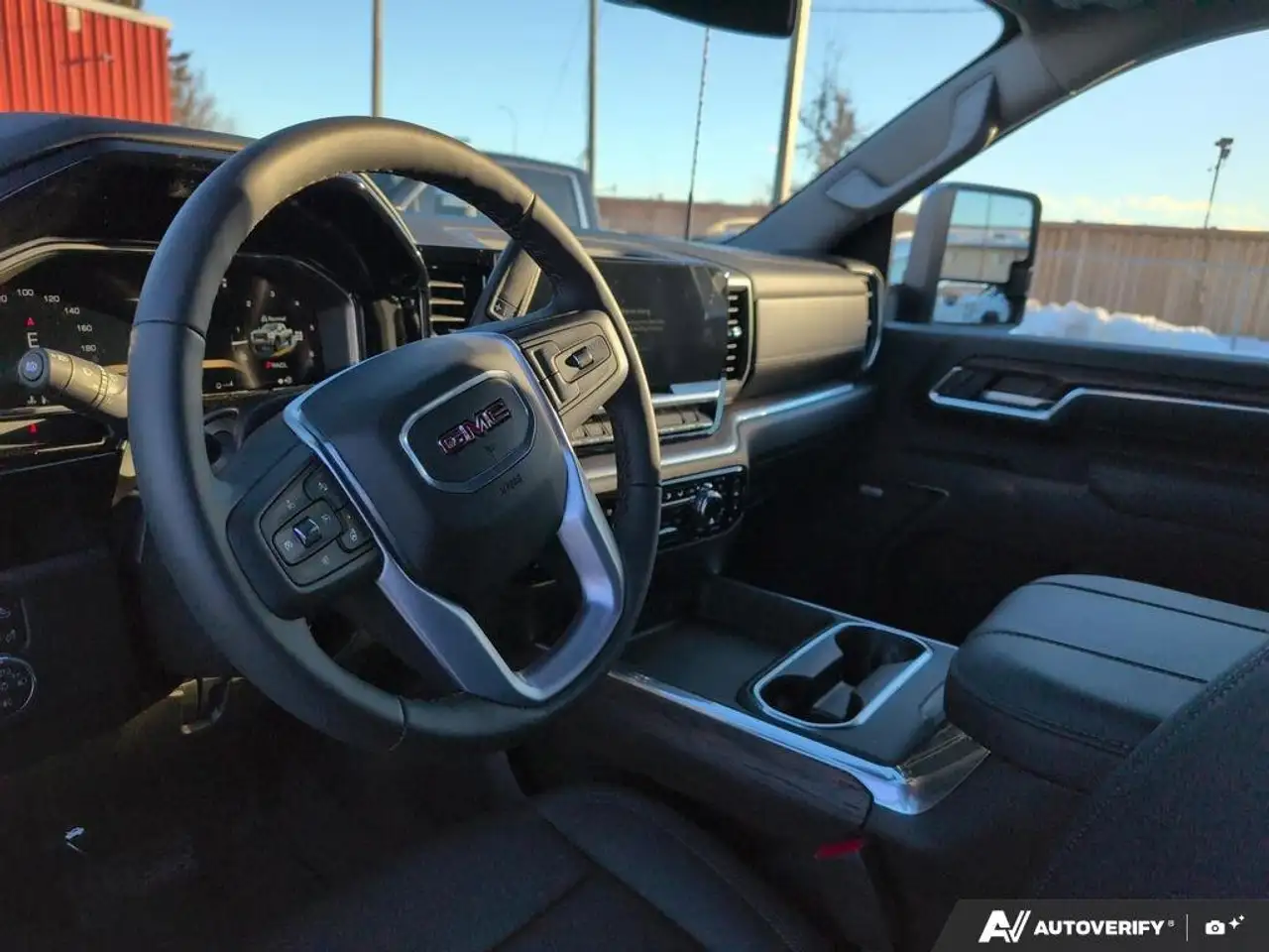 GMC Sierra 2500HD снимка GMC Sierra 2500HD