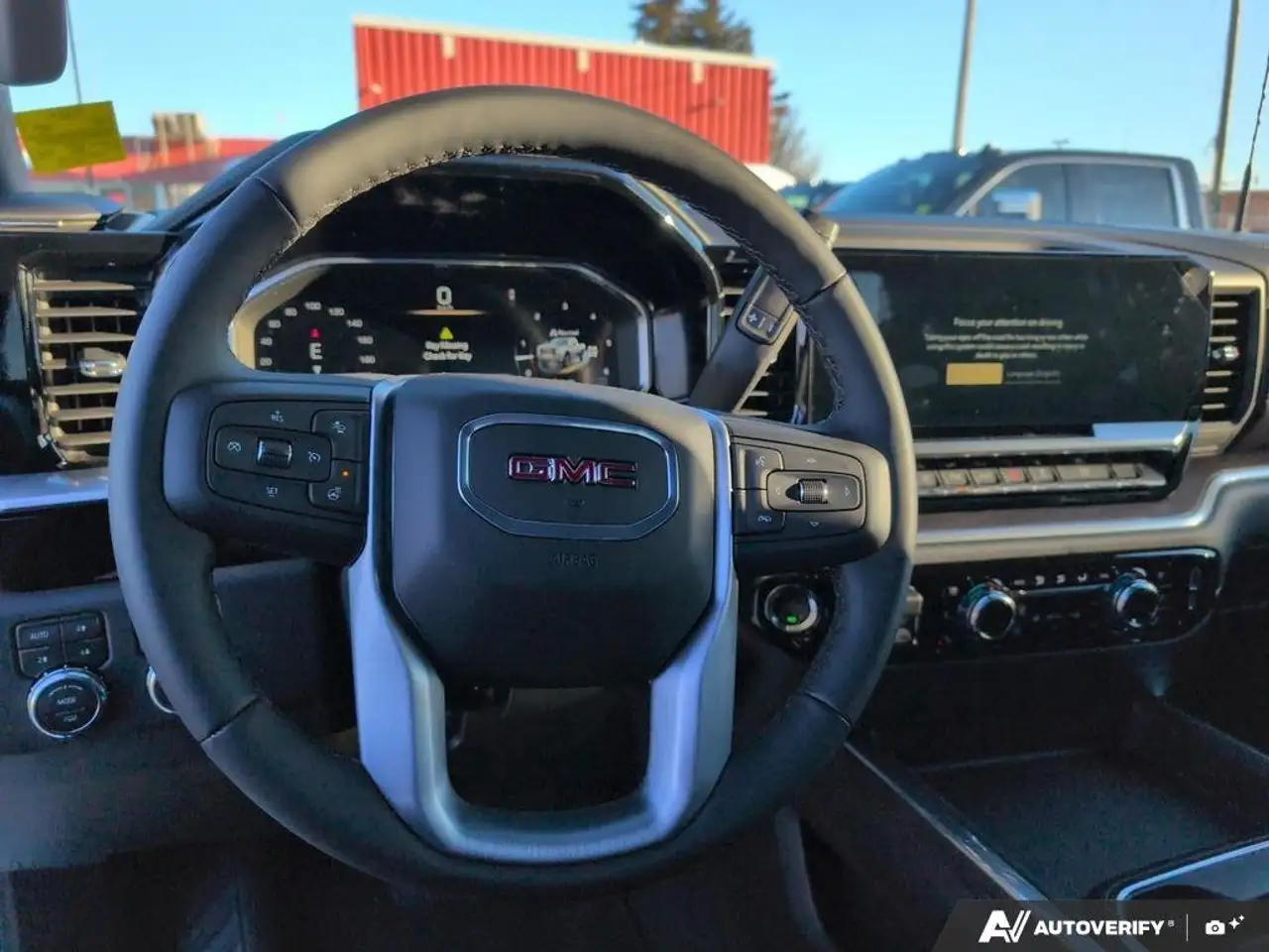GMC Sierra 2500HD снимка GMC Sierra 2500HD