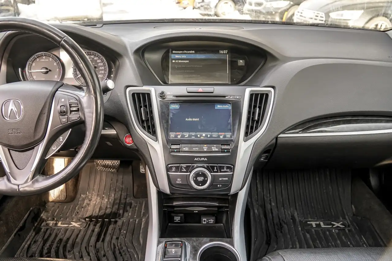 Acura TLX снимка Acura TLX