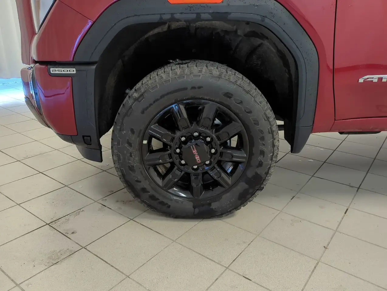 GMC Sierra 2500HD снимка GMC Sierra 2500HD