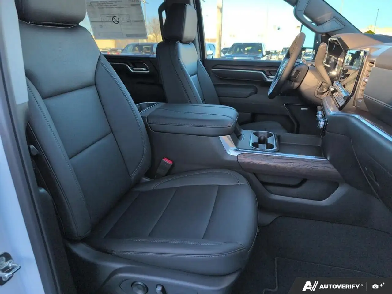 GMC Sierra 2500HD снимка GMC Sierra 2500HD