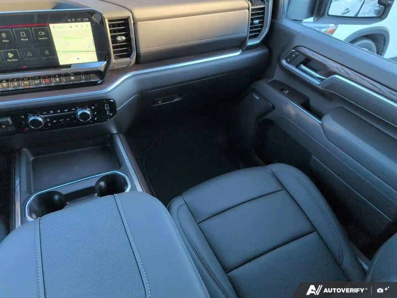 GMC Sierra 2500HD снимка GMC Sierra 2500HD