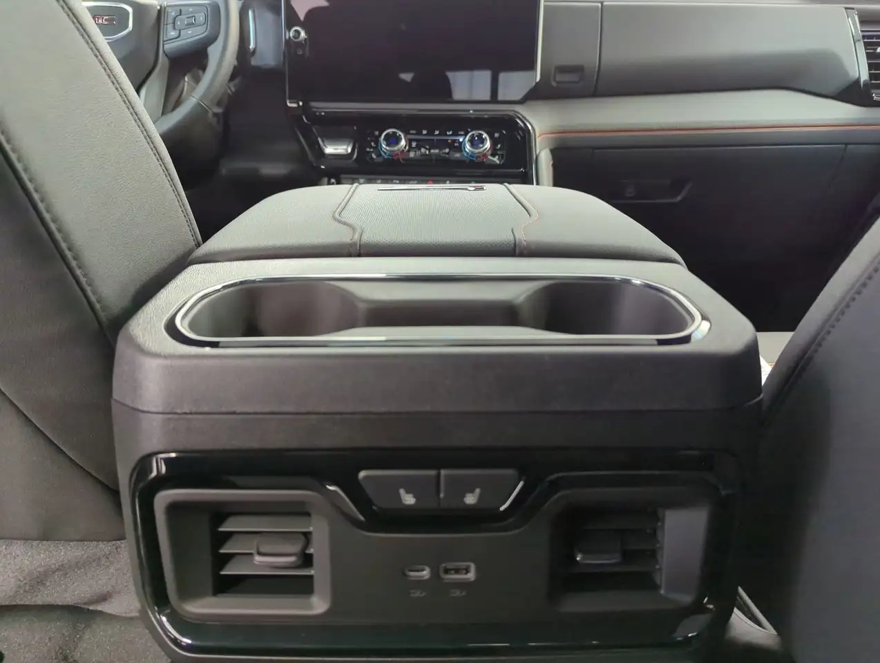 GMC Sierra 2500HD снимка GMC Sierra 2500HD