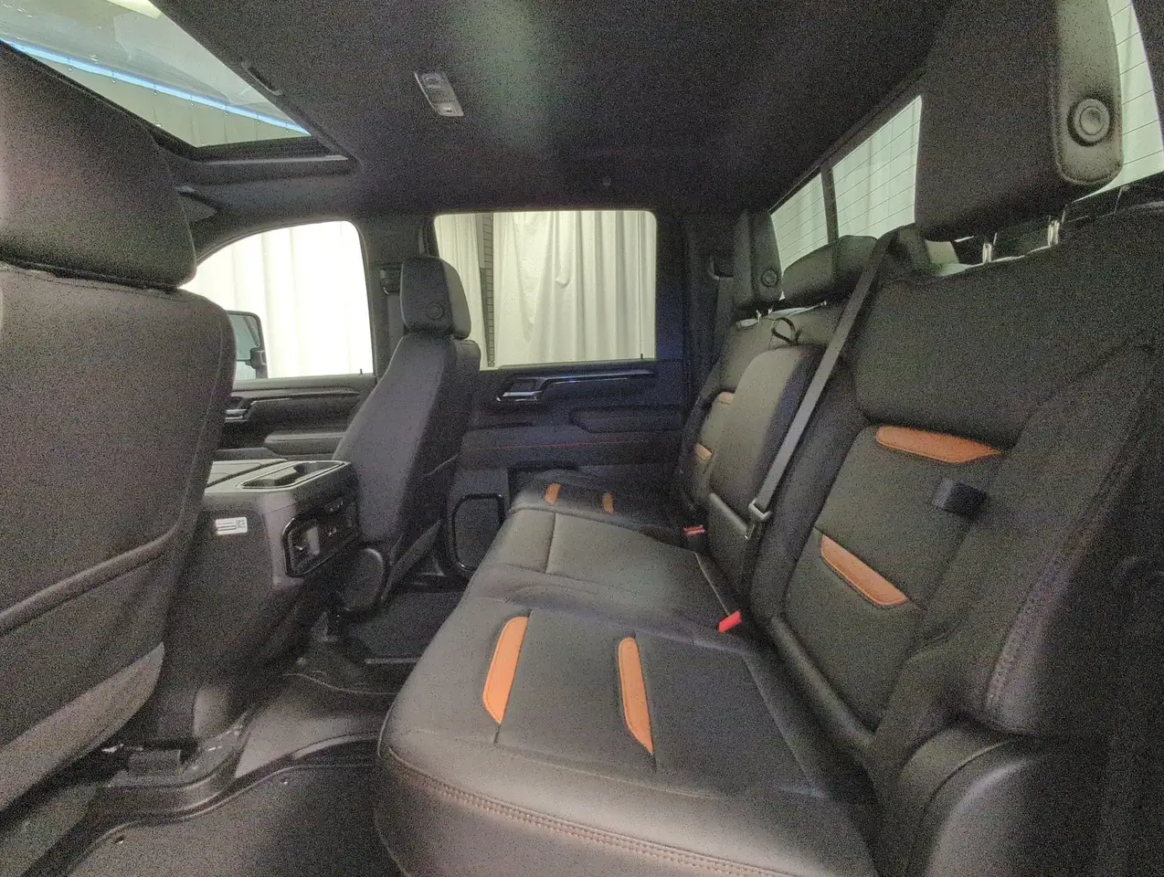 GMC Sierra 2500HD снимка GMC Sierra 2500HD