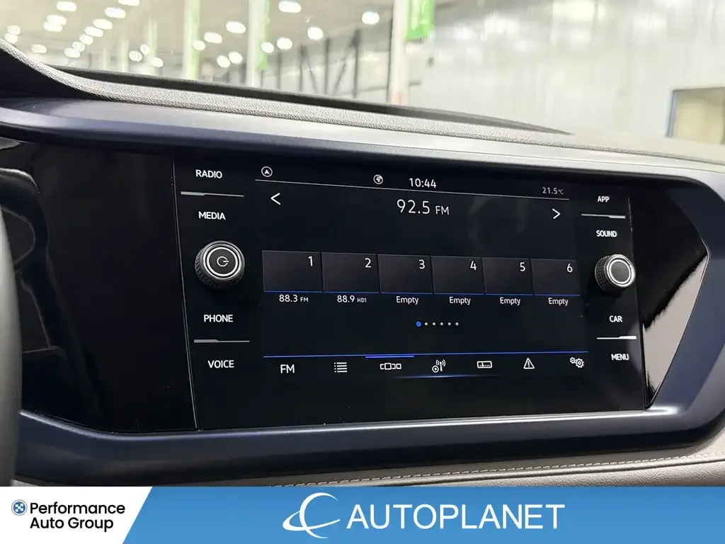 Volkswagen Taos снимка Volkswagen Taos