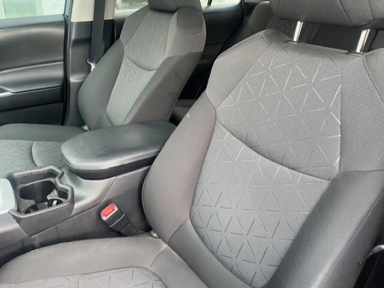 Toyota RAV 4 photo Toyota RAV 4