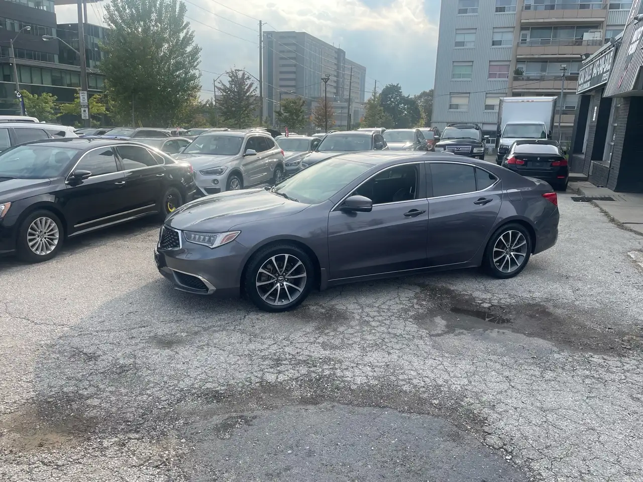 Acura TLX снимка Acura TLX