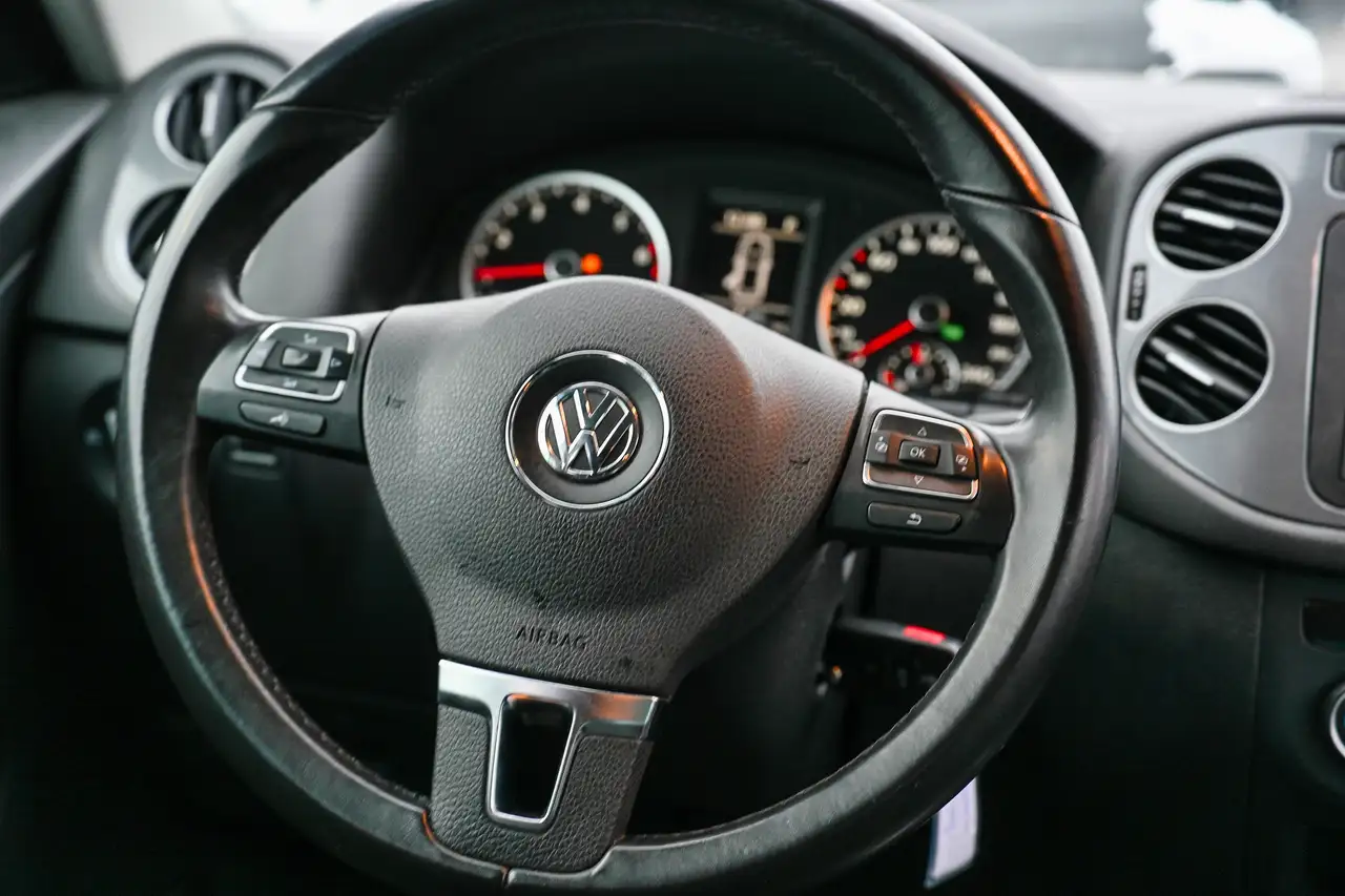 Volkswagen Tiguan снимка Volkswagen Tiguan