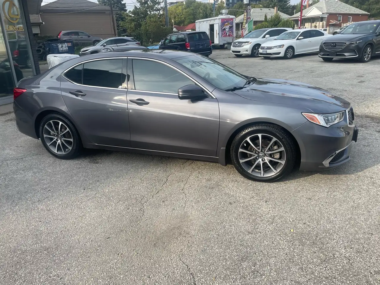 Acura TLX снимка Acura TLX