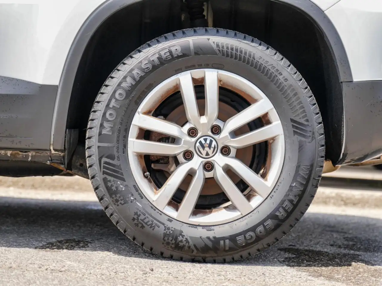 Volkswagen Tiguan снимка Volkswagen Tiguan