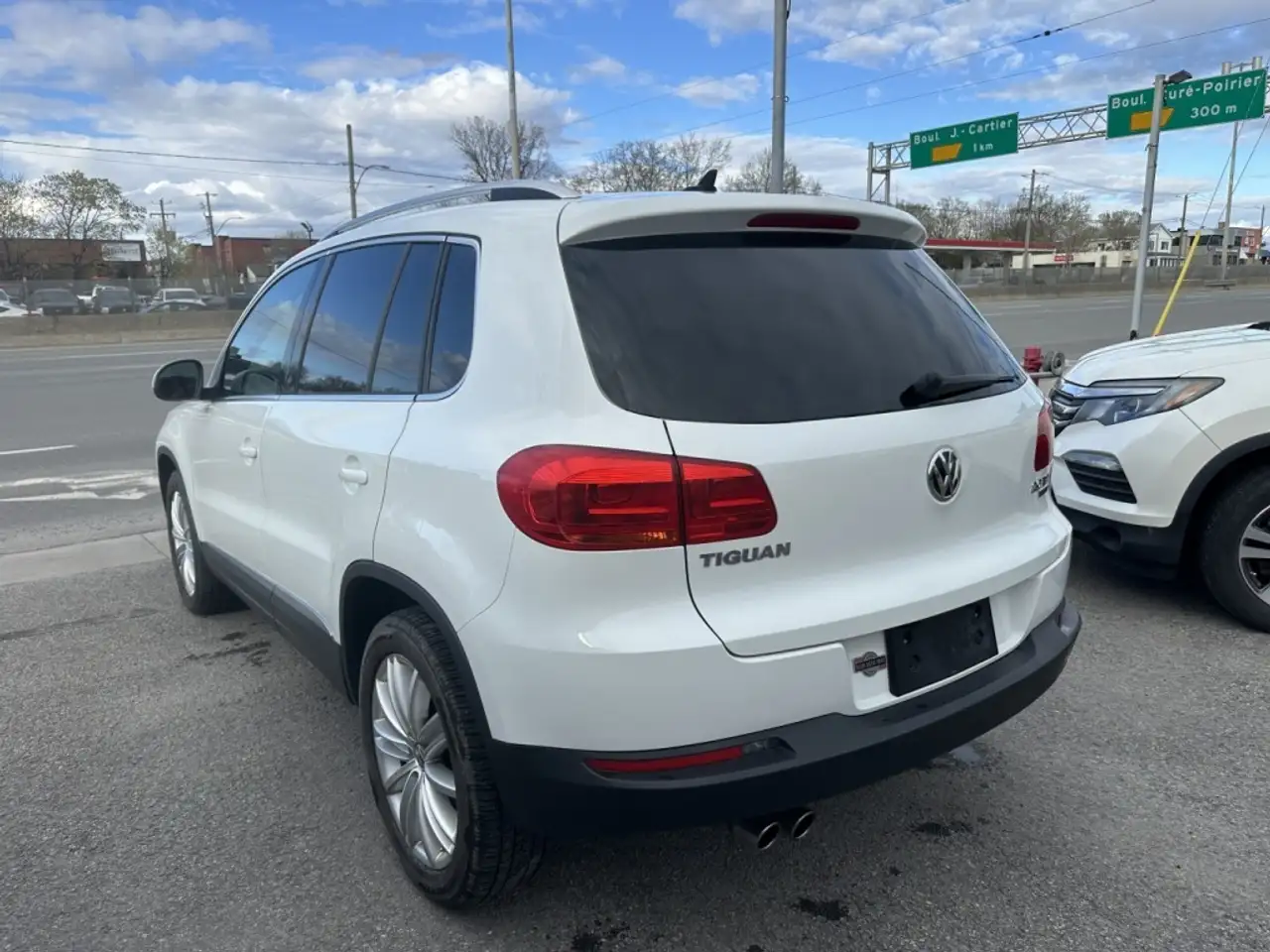 Volkswagen Tiguan снимка Volkswagen Tiguan