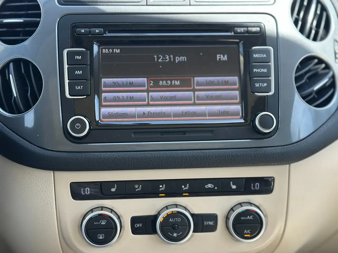 Volkswagen Tiguan снимка Volkswagen Tiguan