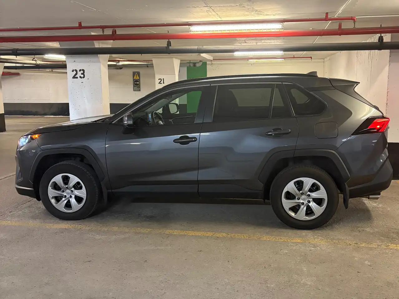 Toyota RAV 4 снимка Toyota RAV 4