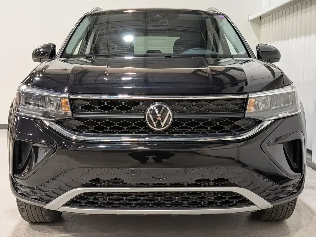 Volkswagen Taos снимка Volkswagen Taos