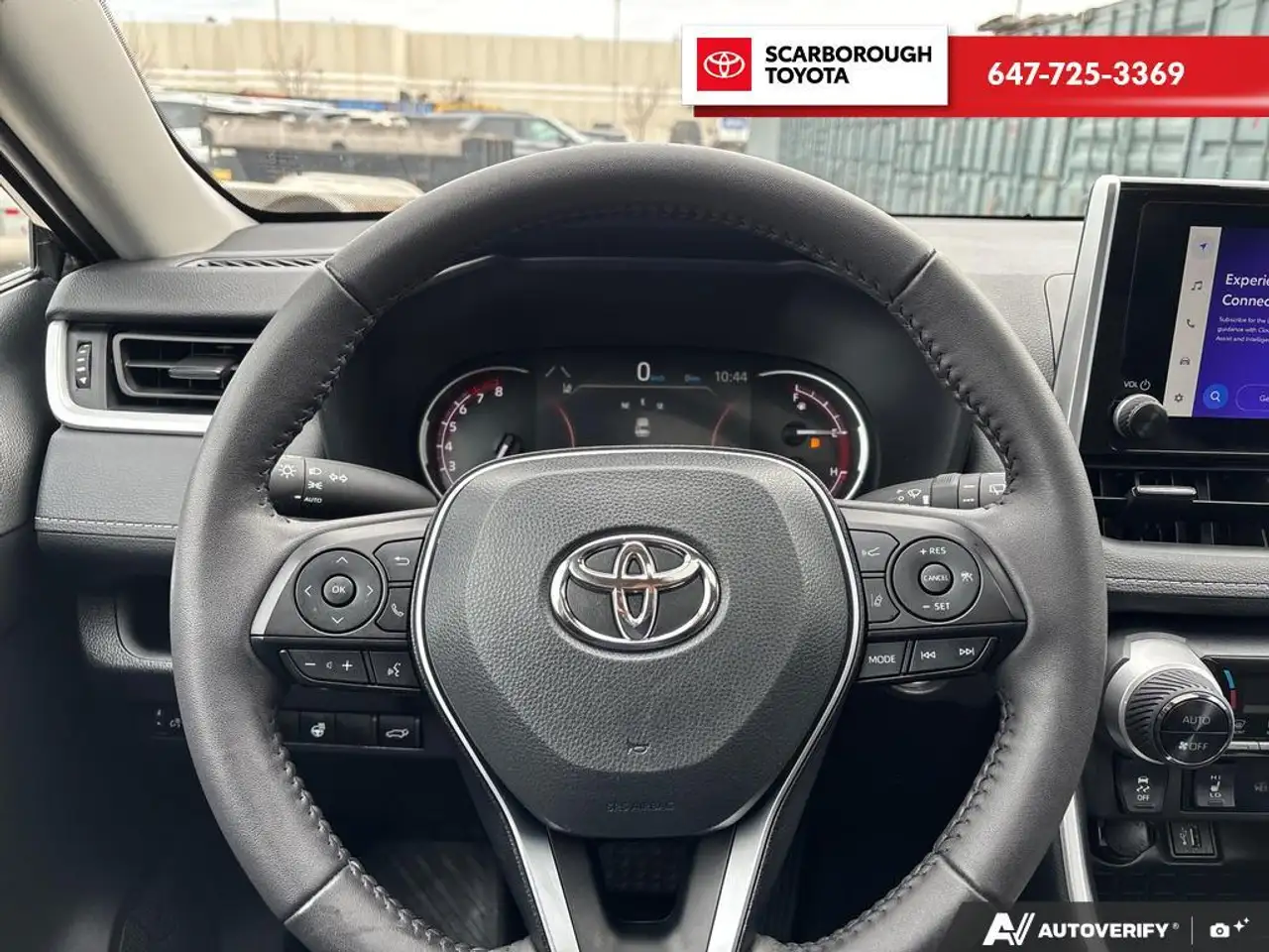 Toyota RAV 4 снимка Toyota RAV 4