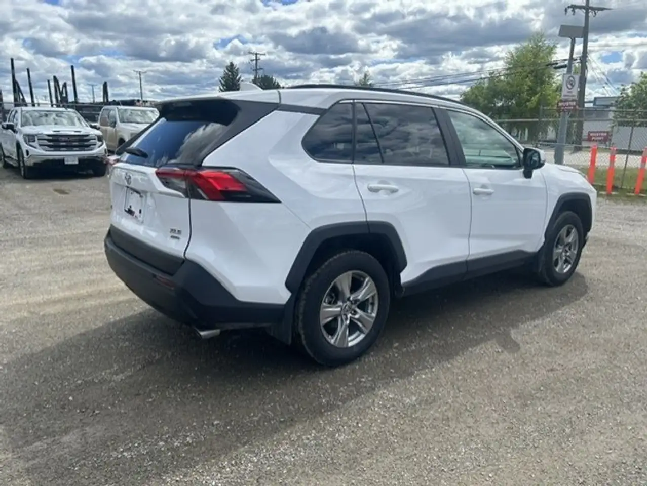 Toyota RAV 4 photo Toyota RAV 4