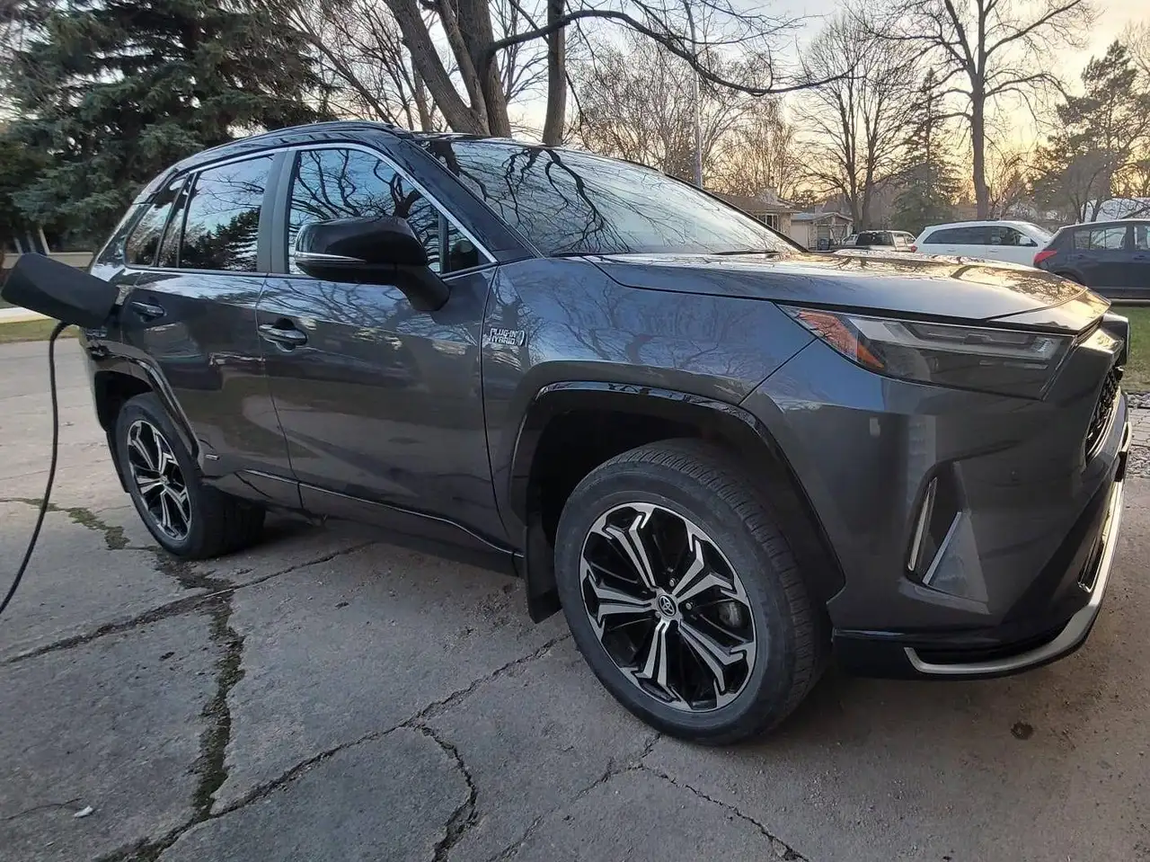 Toyota RAV 4 Prime снимка Toyota RAV 4 Prime