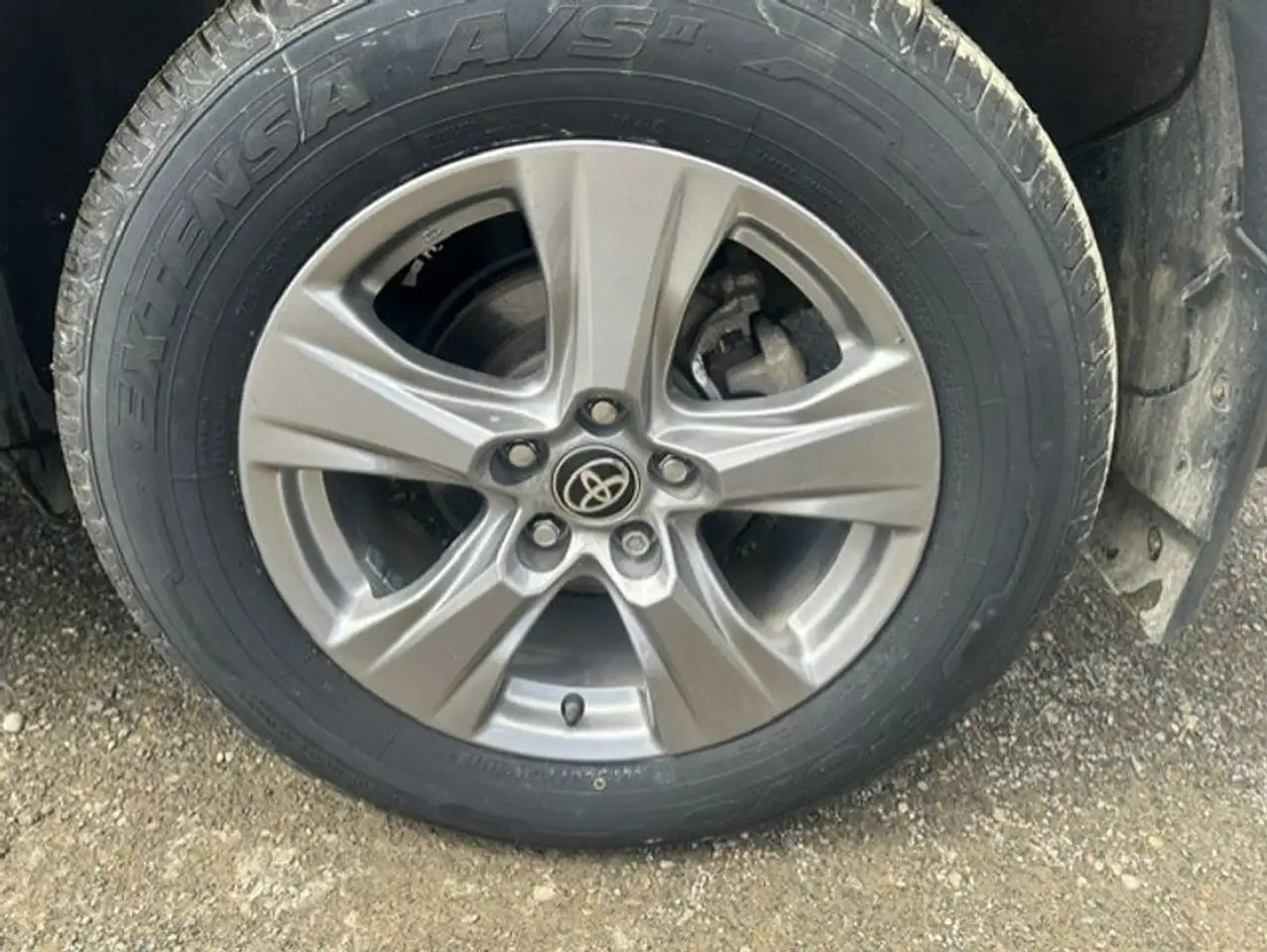 Toyota RAV 4 photo Toyota RAV 4