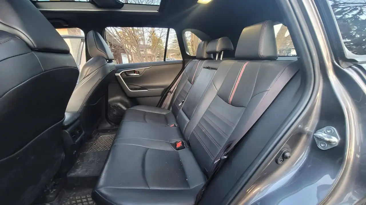 Toyota RAV 4 Prime снимка Toyota RAV 4 Prime
