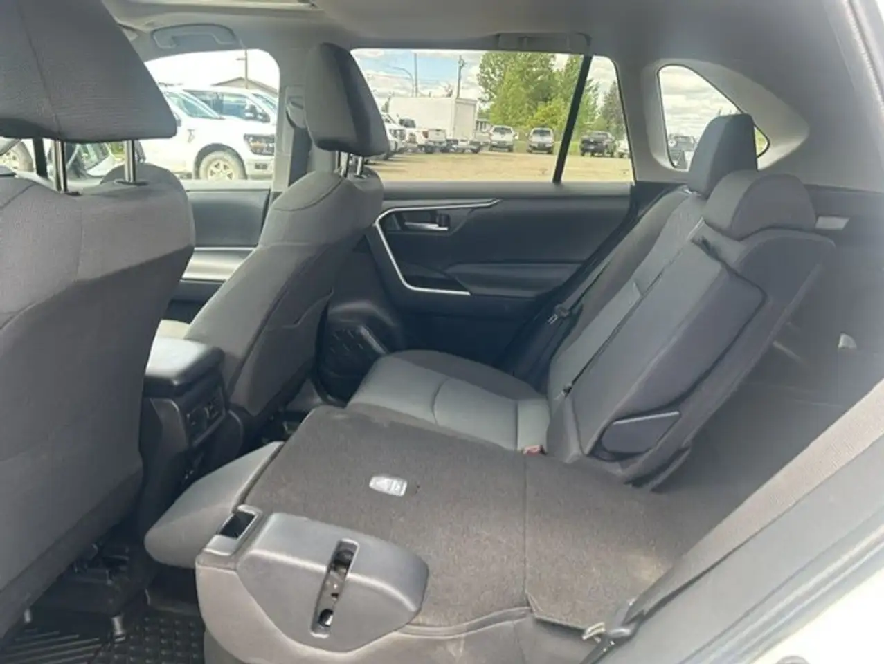 Toyota RAV 4 photo Toyota RAV 4