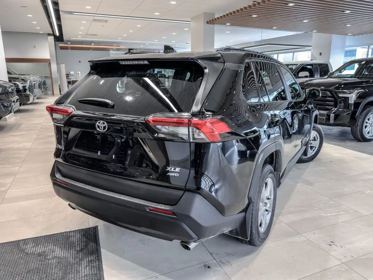 Toyota RAV 4 снимка Toyota RAV 4