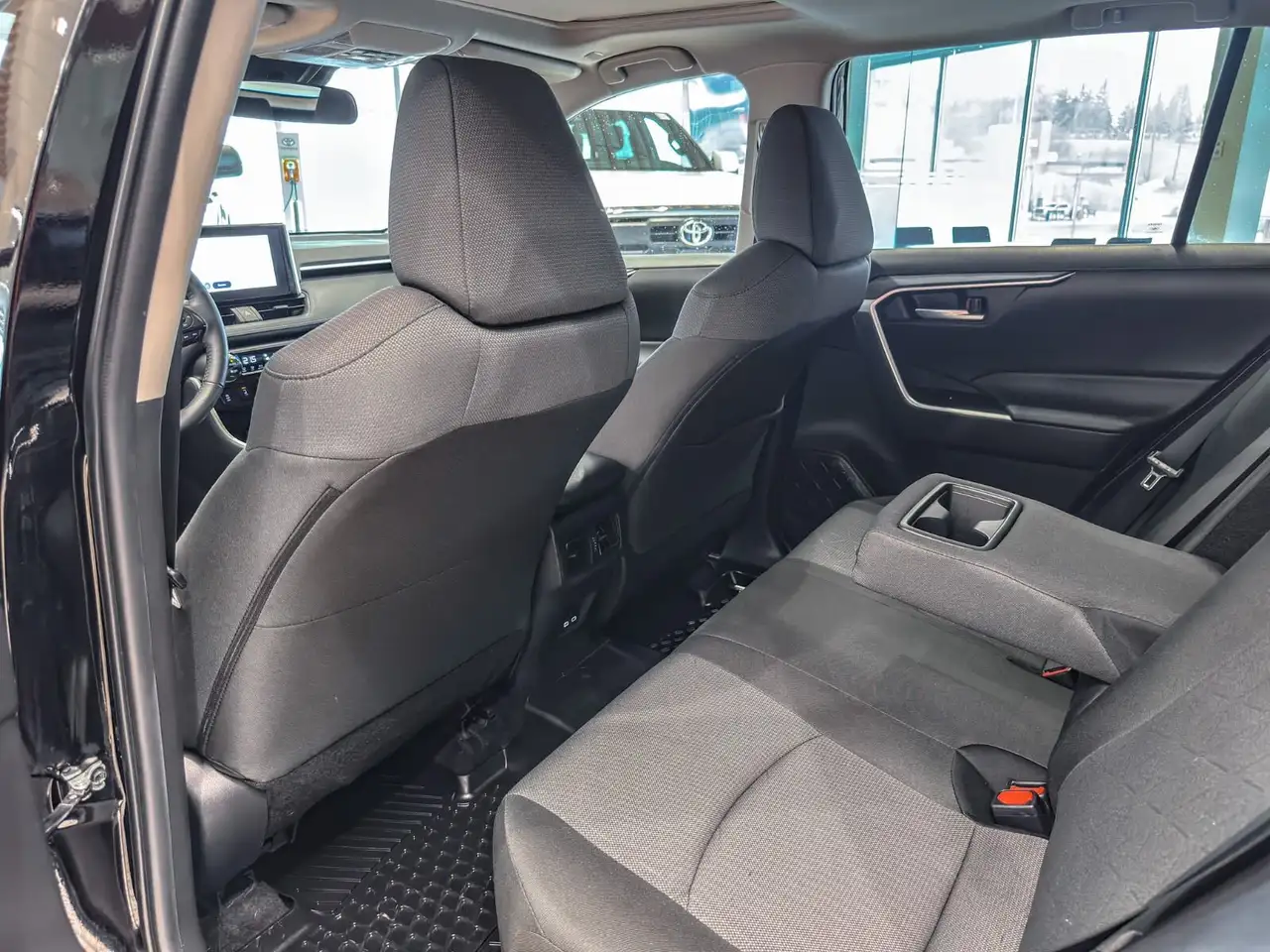 Toyota RAV 4 снимка Toyota RAV 4