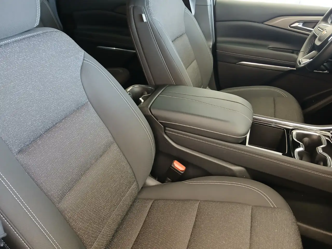 Chevrolet Traverse снимка Chevrolet Traverse