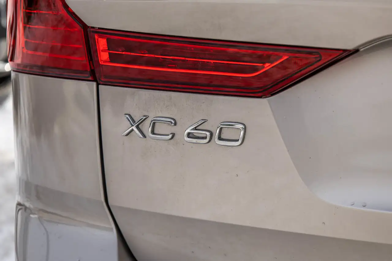 Volvo XC60 снимка Volvo XC60