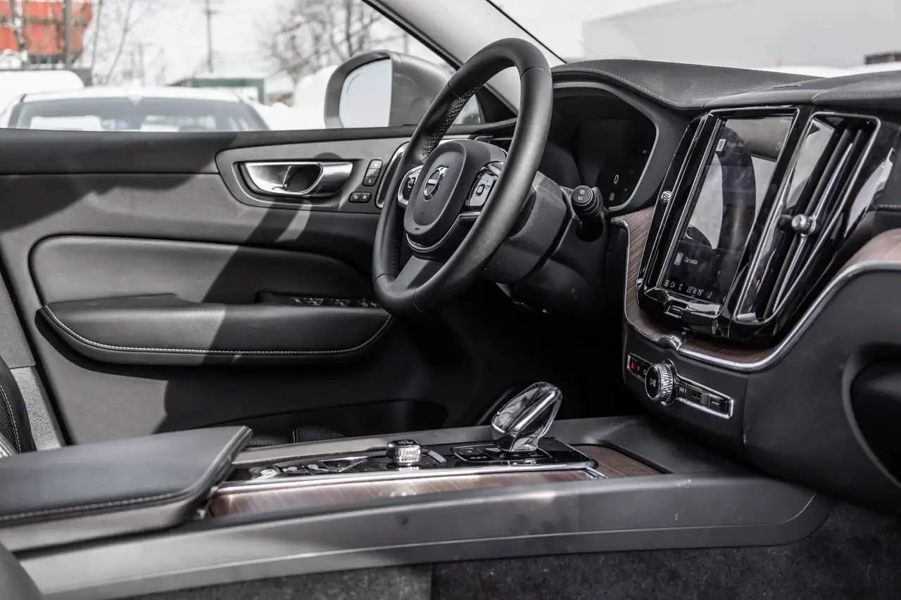 Volvo XC60 снимка Volvo XC60