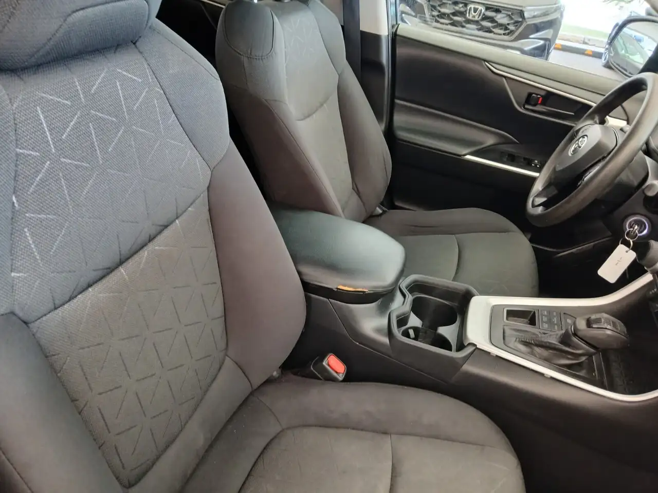 Toyota RAV 4 photo Toyota RAV 4