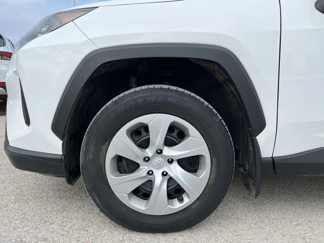 Toyota RAV 4 снимка Toyota RAV 4