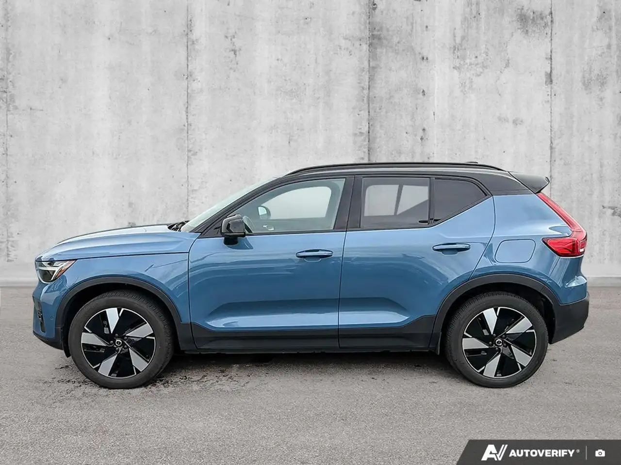 Volvo XC40 снимка Volvo XC40