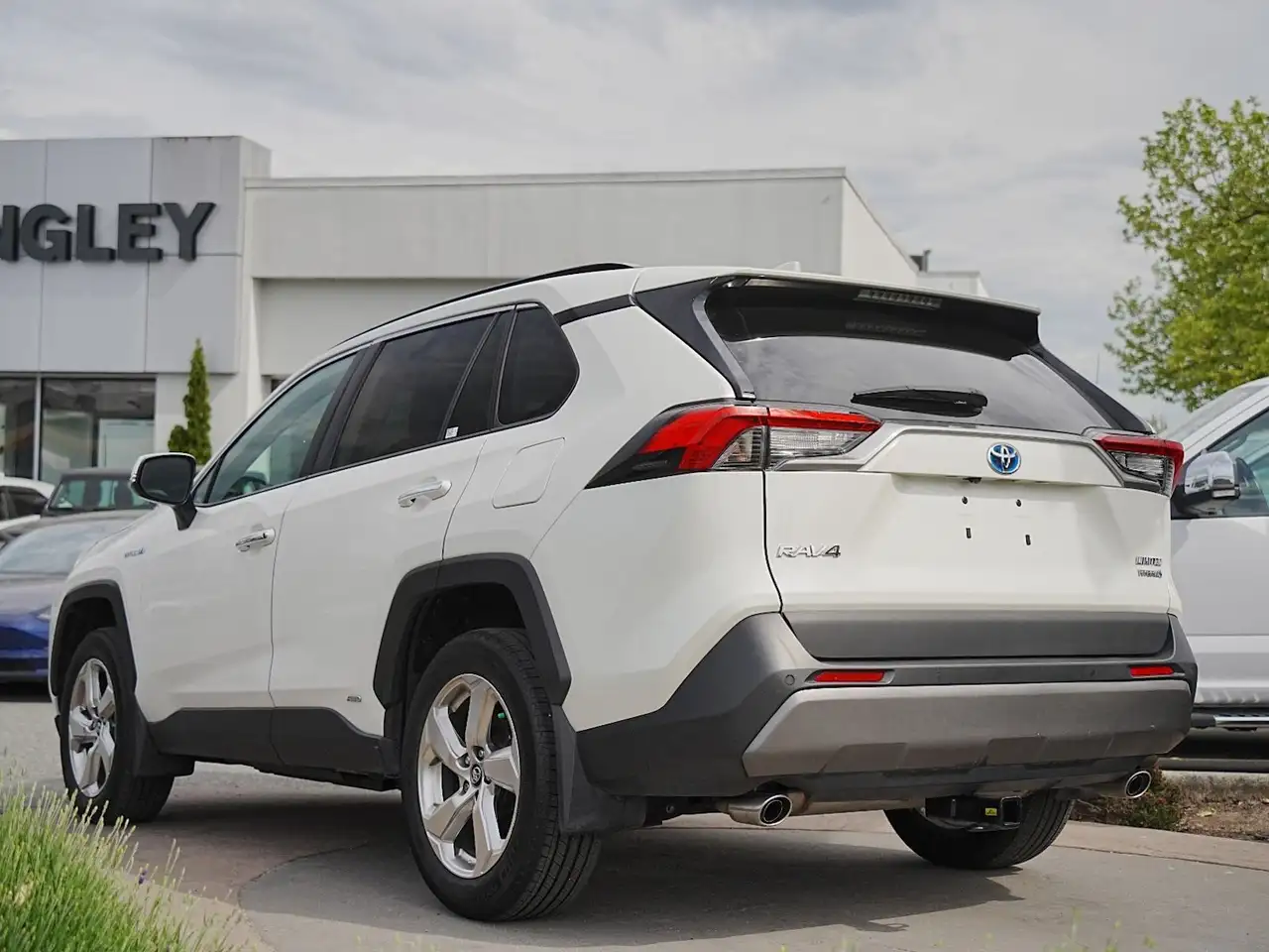 Toyota RAV 4 снимка Toyota RAV 4