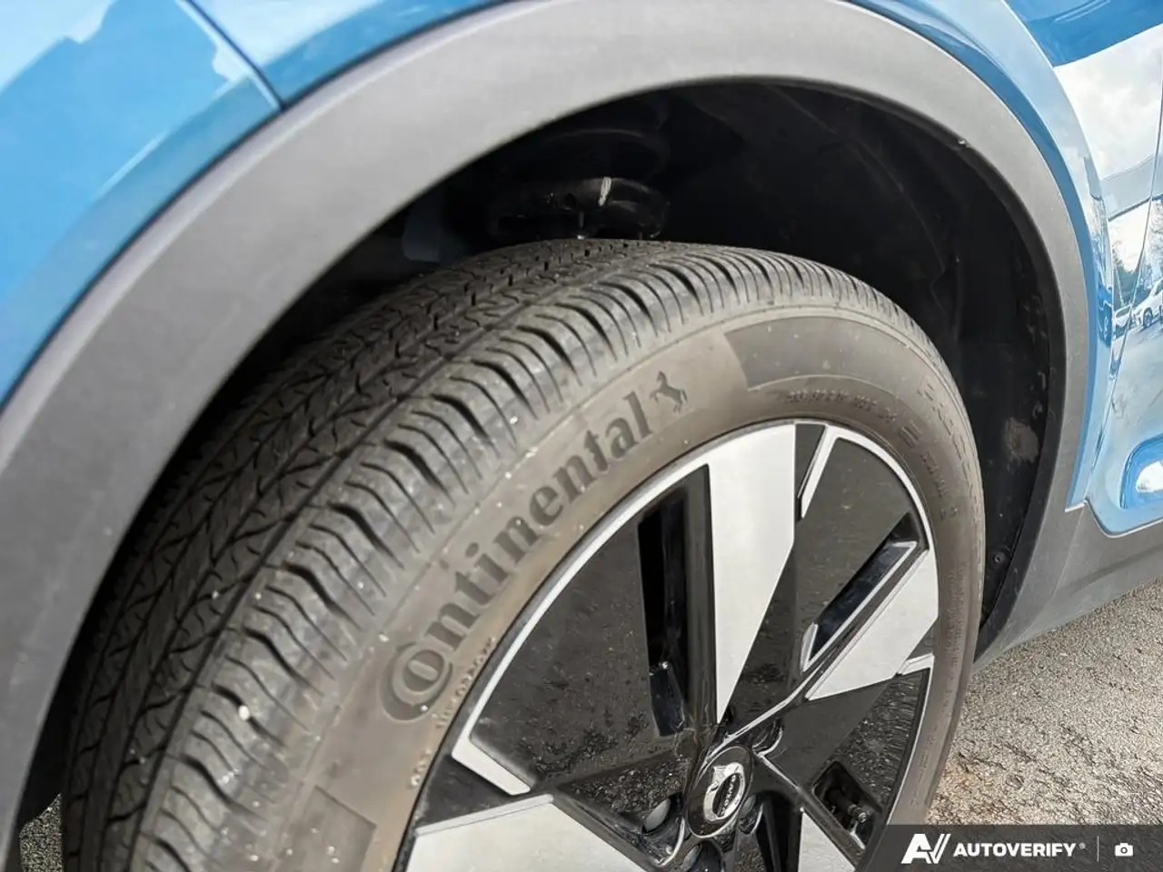 Volvo XC40 снимка Volvo XC40