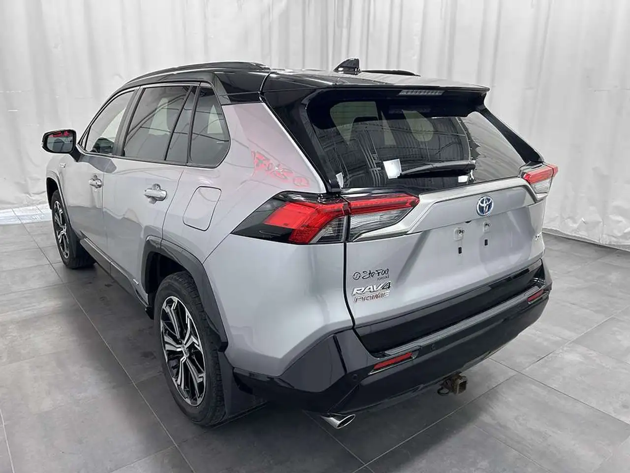 Toyota RAV 4 снимка Toyota RAV 4