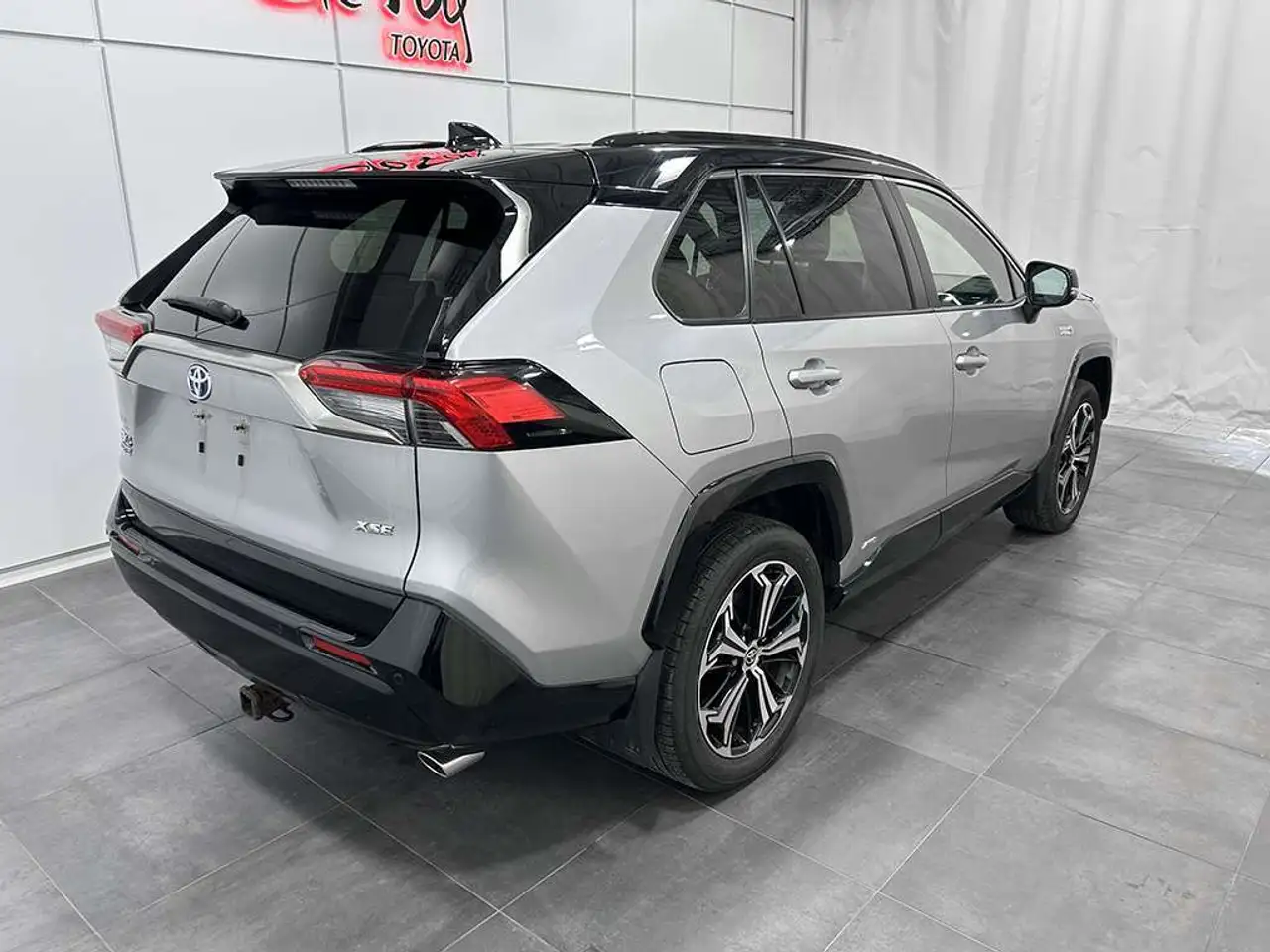 Toyota RAV 4 снимка Toyota RAV 4