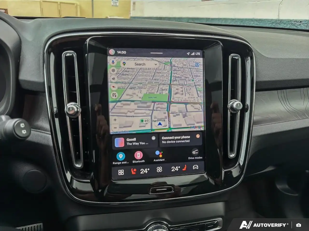 Volvo XC40 снимка Volvo XC40