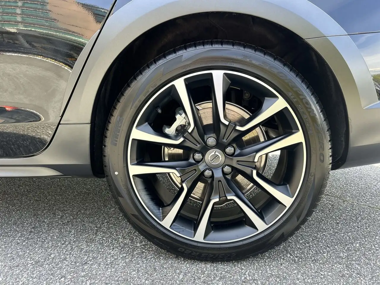 Volvo V90 Cross Country снимка Volvo V90 Cross Country