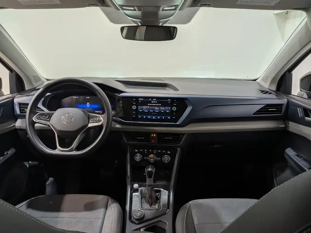 Volkswagen Taos снимка Volkswagen Taos